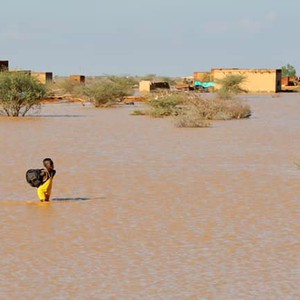 السودان بسبب الفيضانات غيرالمسبوقة لنهر النيل خسائر فادحة وإعلان الطوارئ طقس العرب طقس العرب