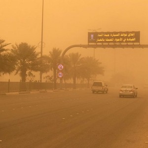 عاجل | عواصف رملية تؤثر على بعض أحياء شرق الرياض الآن بفعل ...