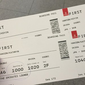 Билеты на самолет москва дубай. Билеты на самолет Думаи. Билет на самолет Emirates. Билет Эмирейтс.