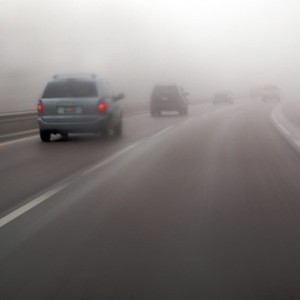 Important tips for safe driving in foggy weather ArabiaWeather