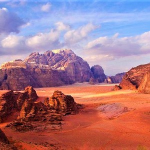 وادي رم..ما السر الذي تخفيه هذه المنطقة الساحرة! | طقس العرب | طقس العرب