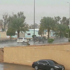 بالصور شاهد تساقط الأمطار و الأجواء الشتوية الساحرة على الجوف و أجزاء من تبوك طقس العرب طقس العرب