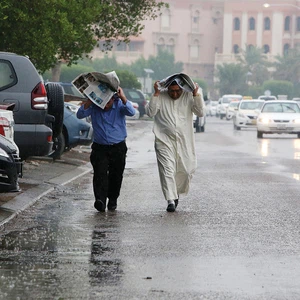 Kuwait | A belt of thunderclouds affects the south of the country and other clouds advance towards the capital