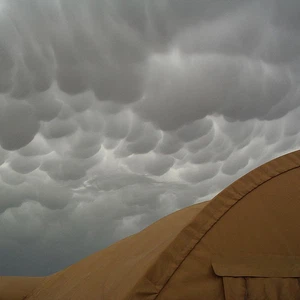 السعودية | فرصة لأمطار خفيفة و محدودة الإثنين و الثلاثاء على تبوك والجوف والحدود الشمالية 