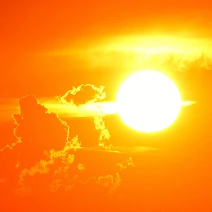 What is the difference between heat exhaustion and heat stroke?