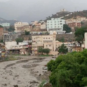 أمطار غزيرة على محافظة هروب جازان عبر غباش اندرقيري