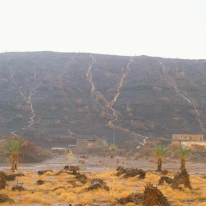 أمطار وسيول وشلالات رهاط شمال مكة المكرمة تصوير سند السلمي