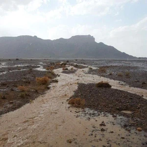 بالصور: شاهد أمطار القصيم الرعدية مساء أمس الأربعاء  