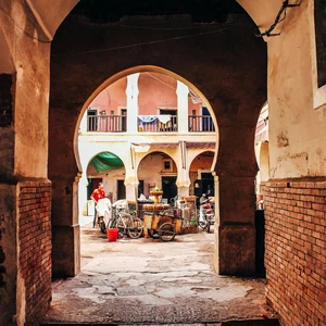 The road to the Bahia Palace in Marrakesh... in 27 photos