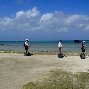 Great photos and reasons to travel to the Caribbean island of Aruba