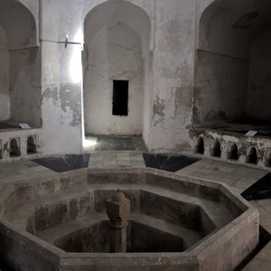 الحمامات الفارسية  
