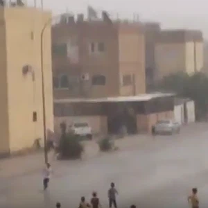 بالفيديو: أمطار غزيرة على محافظة العقبة