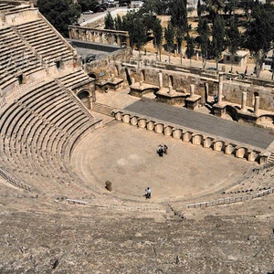 The most important tourist and archaeological places in the city of Amman