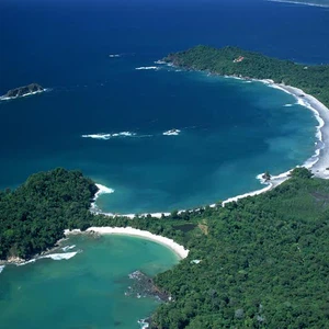 أفضل 10 أماكن للزيارة في كوستاريكا