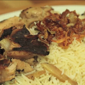 طريقة عمل البرياني بالدجاج الحار من مطبخ زيتونة