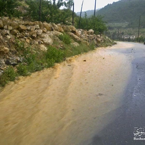 بالصور : مع بداية حزيران .. هطولات مطرية مُتفاوتة الغزارة في المناطق الساحلية السورية ..
