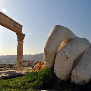 The most important tourist and archaeological places in the city of Amman