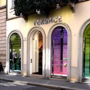 7 of the best shopping streets in the world