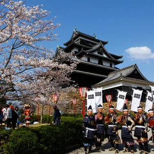 Photos .. une visite entre les anciens châteaux japonais d&#39;origine