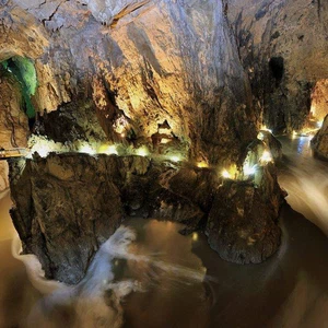 Photos: Zakocian .. les incroyables grottes de Slovénie