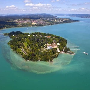 Apprenez à connaître Mainau .. l&#39;île aux roses en Allemagne