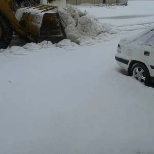 بالصور: تعطل مظاهر الحياة في محافظتي الكرك والطفيلة بسبب تراكم الثلوج