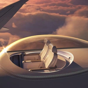 بالفيديو.. حجرة شفافة على سطح الطائرة لمشاهدة الأجواء بـ 360 درجة