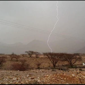 صور من أمطار محافظة بارق بمنطقة عسير اليوم  بعدسة bariq99