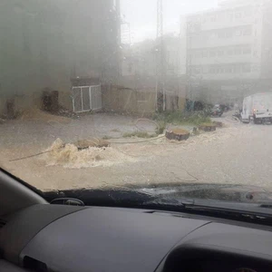 أمطار و سيول مفاجئة تضرب لبنان دون سابق إنذار