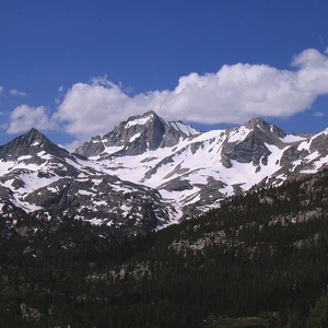 In pictures: Learn about the distinctive features of California&#39;s Sierra Nevada Mountains