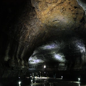 11 amazing photos of lava tubes around the world