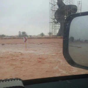 توجيه اللوم لعدم وجود تصريف جيد في المدينة