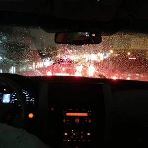 أمطار الرياض – مع الشكر لكافة المغردين على تويتر من تحت الأمطار