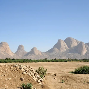 Pictures: The largest rock masses in the world in a mountain in the Sudanese city of Kassala