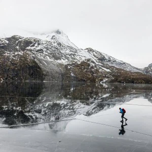 شاهد أبرز حلبات الجليد الطبيعية للتزلج في العالم