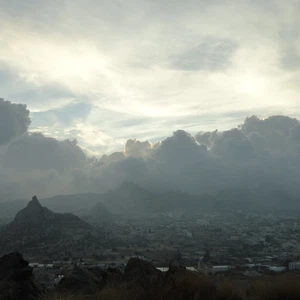 روعة السحب في سماء تنومة