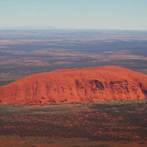 أستراليا - أكبر صخرة منفردة في العالم