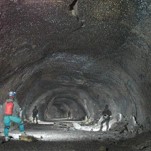 11 amazing photos of lava tubes around the world