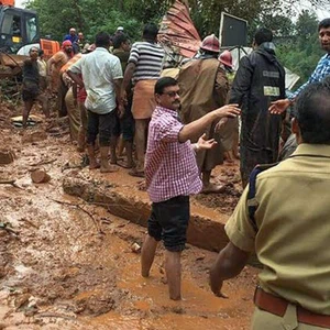 بالصور... الهند مقتل 26 شخصا بسبب الامطار الغزيرة
