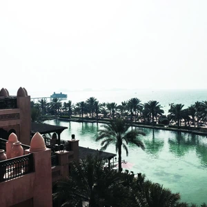 Learn about the features of the Jumeirah Tourist Resort