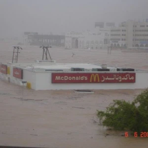 هذا الإعصار الذي ضرب سلطنة عُمان في الثالث من حزيران من العام 2007