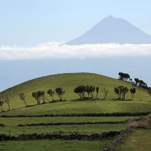 جبل بيكو: أعلى جبل في جزر الازور و البرتغال كاملة