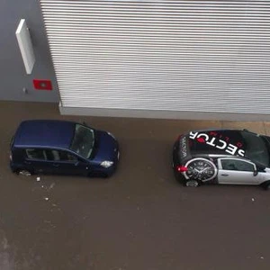 بالصور: عواصف رعدية عنيفة تضرب جزيرة مالطا 