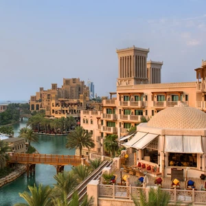 Learn about the features of the Jumeirah Tourist Resort