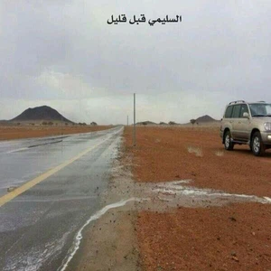 بالصور : البروق و الأمطار ترسم اللوحات بسماء السعودية و توقعات بالمزيد خلال الفترة القادمة  
