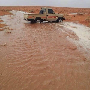 سيول في البراري المحيطة برفحاء