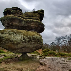 In pictures: Learn about the 10 most famous and most beautiful rocks in the world