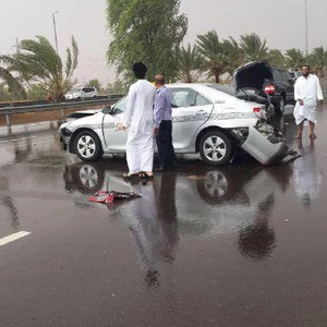 حوادث مرورية بطريق دبي- العين