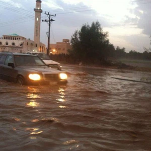 أمطار غزيرة في بريدة وارتفاع منسوب المياه في بعض المناطق   