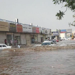 غرقت جدة .. وذروة الحالة الماطرة لم تبدأ بعد! 